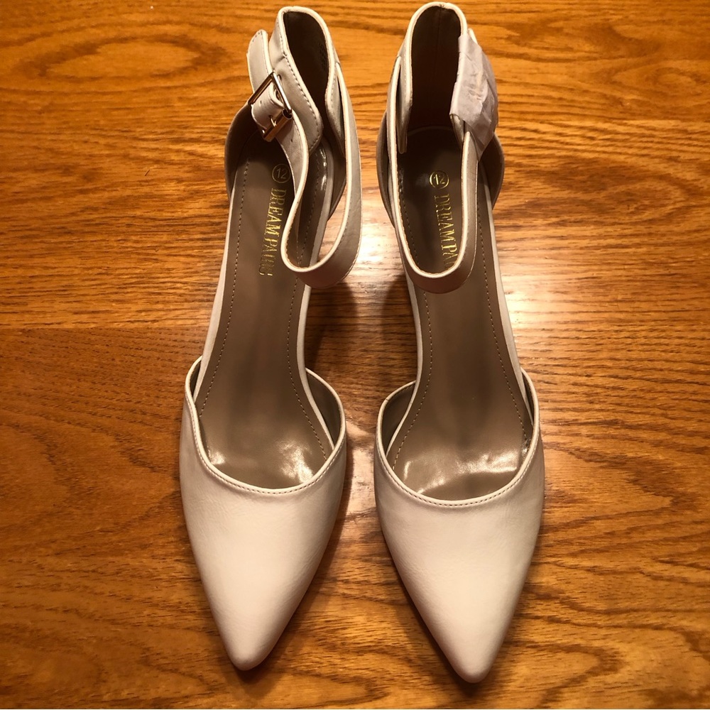 New Dream Pairs white wedding shoes. Size 12